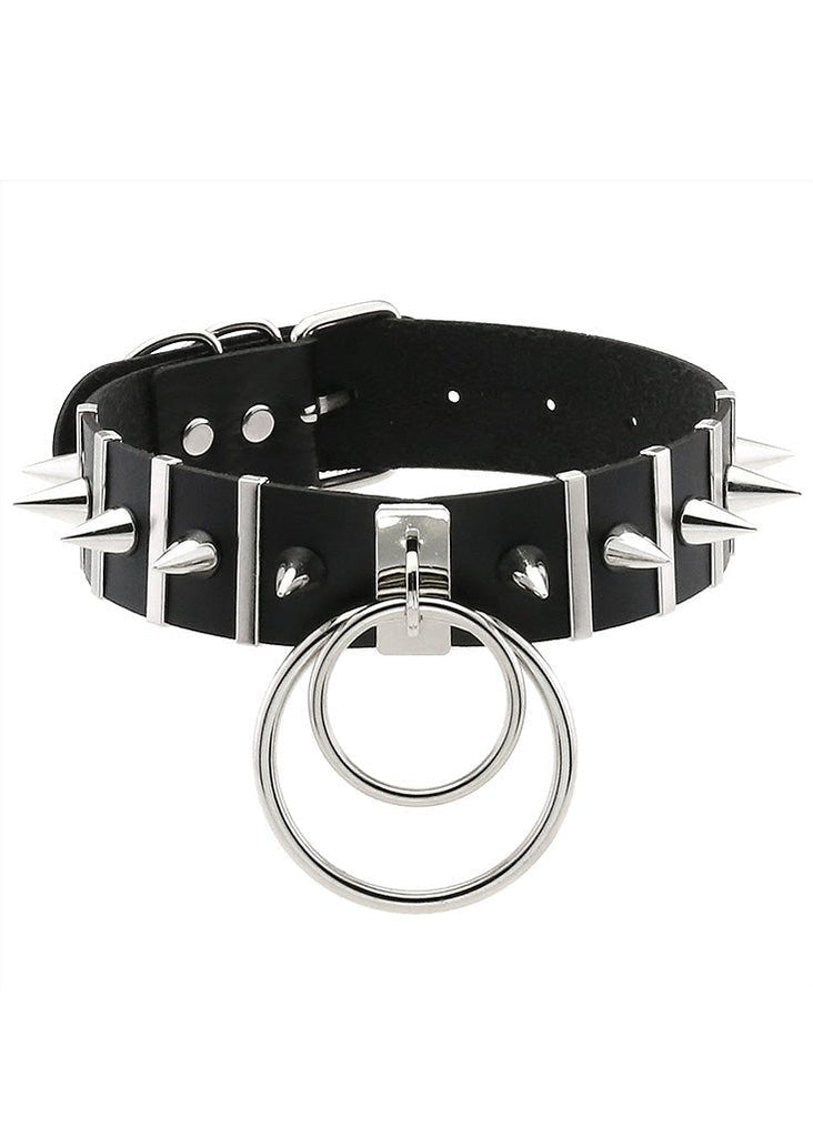 Center Stage Metal O Ring Choker Necklace