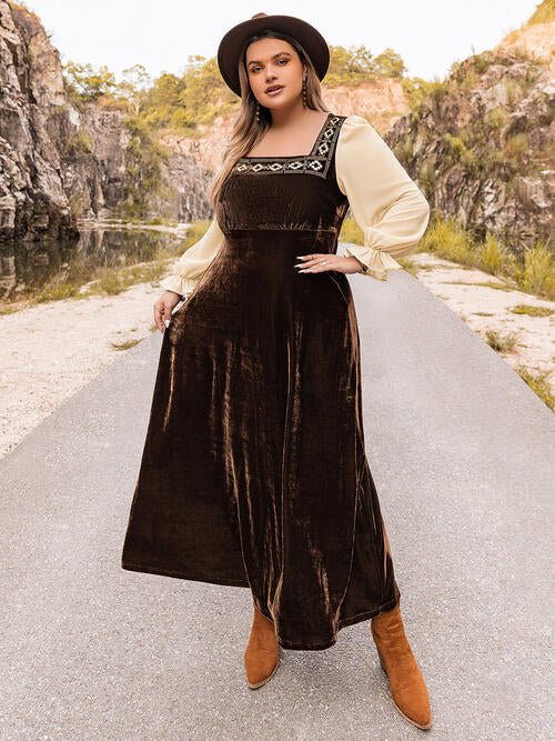 Plus Size Embroidered Square Neck Hippie Dress